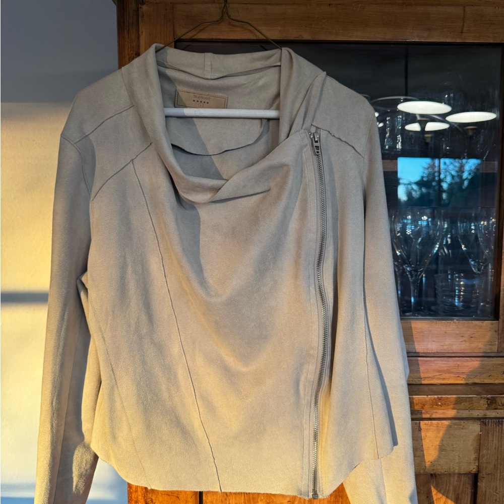 Blank NYC Cream jacket sz large